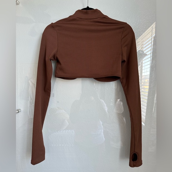 Long sleeve crop top - Picture 2 of 3